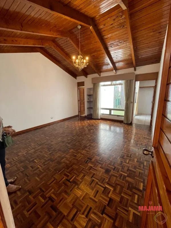Casa en Venta Zona 10 - Codigo 10328307 — Casa en Venta en Zona 10, Guatemala, Ciudad — foto 7 de 13