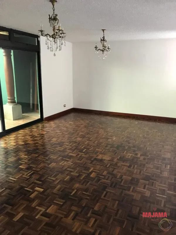 Casa en Venta Zona 10 - Codigo 10328307 — Casa en Venta en Zona 10, Guatemala, Ciudad — foto 2 de 13