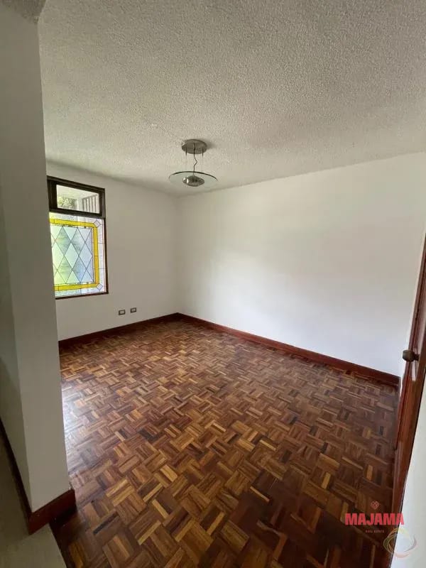 Casa en Venta Zona 10 - Codigo 10328307 — Casa en Venta en Zona 10, Guatemala, Ciudad — foto 9 de 13
