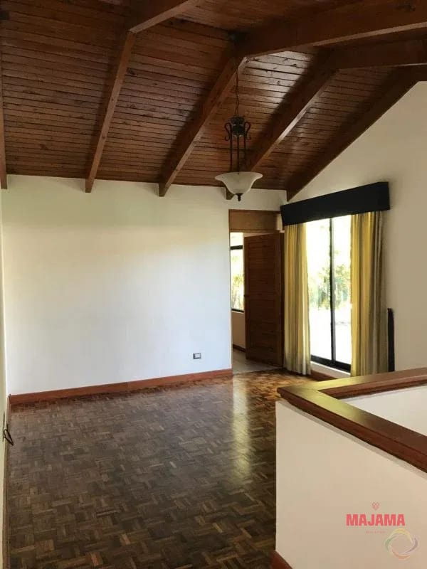 Casa en Venta Zona 10 - Codigo 10328307 — Casa en Venta en Zona 10, Guatemala, Ciudad — foto 10 de 13