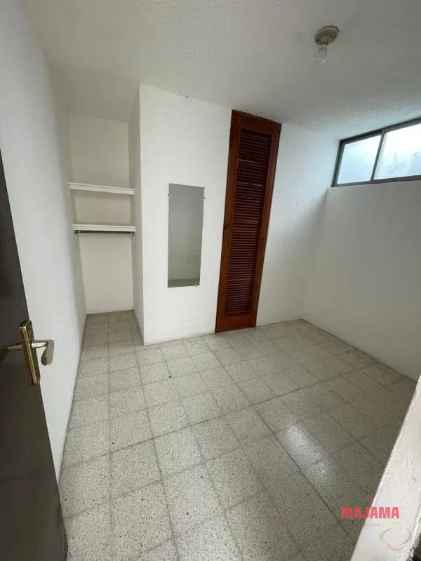 Casa en Venta Zona 10 - Codigo 10328307 — Casa en Venta en Zona 10, Guatemala, Ciudad — foto 13 de 13