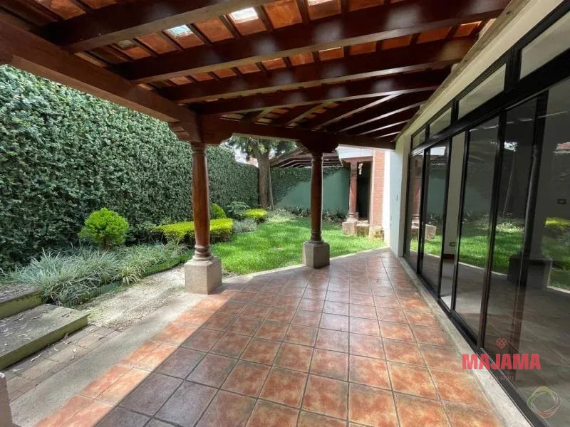 Casa en Venta Zona 10 - Codigo 10328307 — Casa en Venta en Zona 10, Guatemala, Ciudad — foto 4 de 13