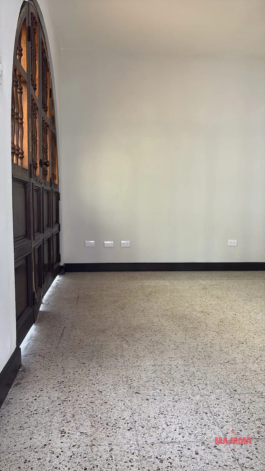 Casa Remodelada para Oficinas en Renta, Zona 15 - Codigo 10471091 — Oficina en Alquiler en Zona 15, Guatemala, Ciudad — foto 9 de 17