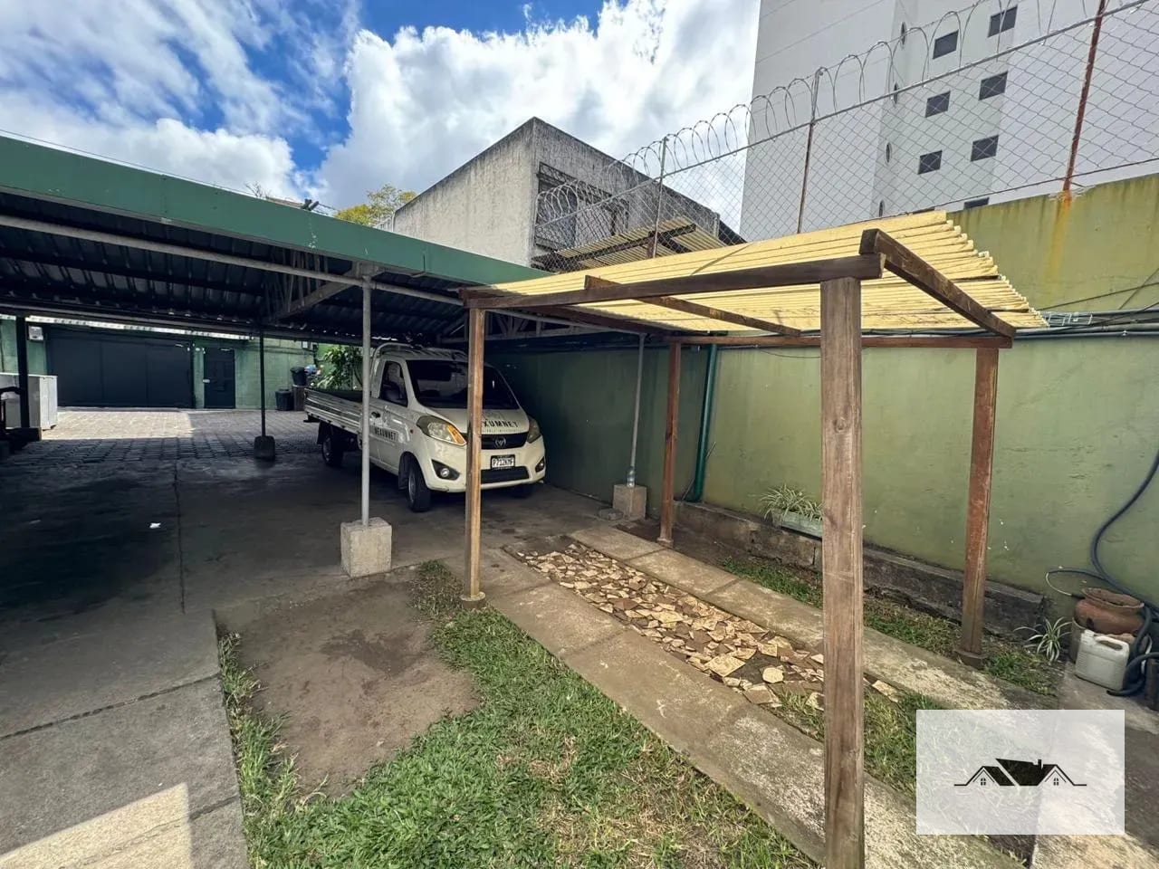 ENRENTA CASA ZONA 13 FUERA DE GARITA — Casa en Alquiler en Zona 13, Guatemala, Ciudad — foto 5 de 10