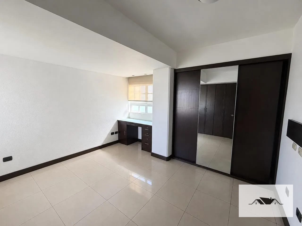 En Renta Apartamento Zona 16 Villas de San Isidro — Apartamento en Alquiler en Villas de San Isidro, Zona 16, Guatemala, Ciudad — foto 6 de 15