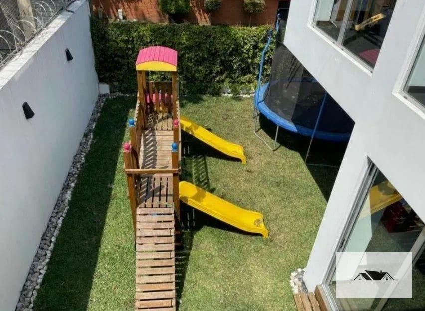 En Venta Casa Zona 15 en condominio — Casa en Venta en Zona 15, Guatemala, Ciudad — foto 1 de 10