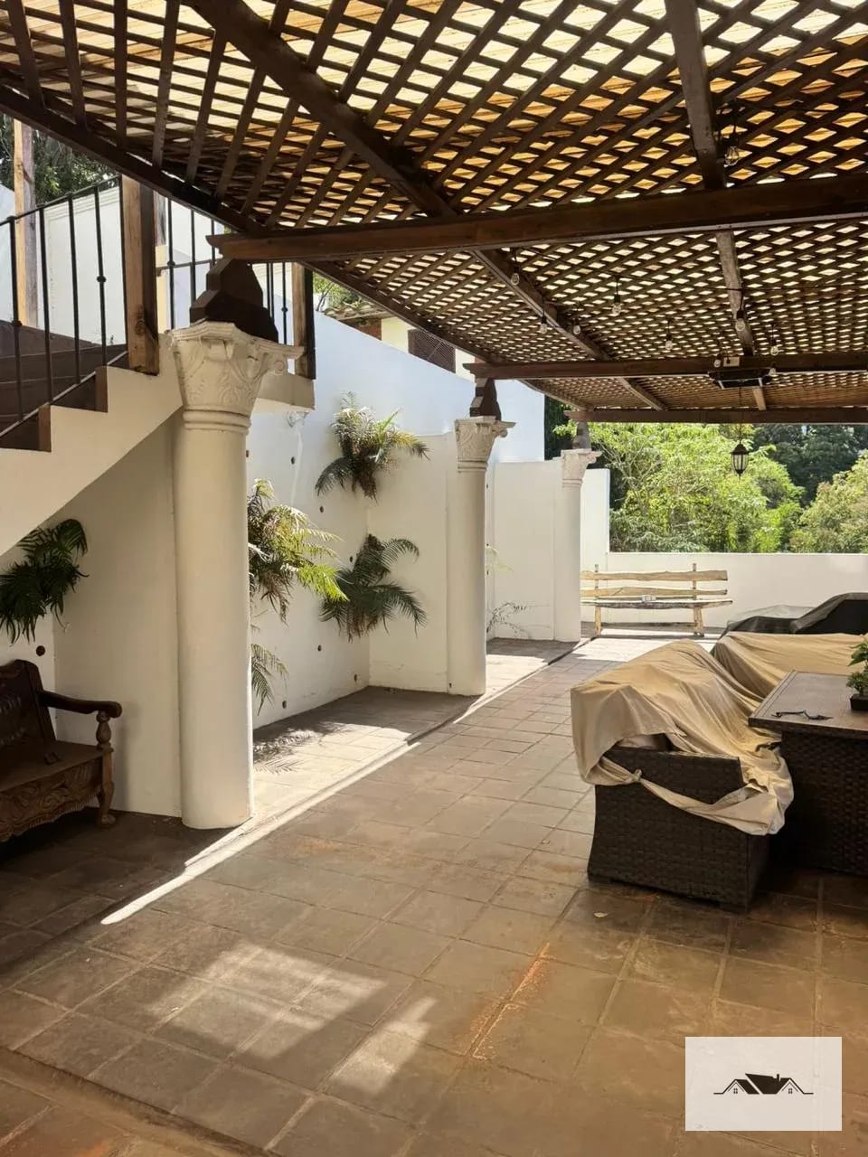 En Renta Amplia Casa Zona 15 dentro de garita — Casa en Alquiler en Zona 15, Guatemala, Ciudad — foto 1 de 6