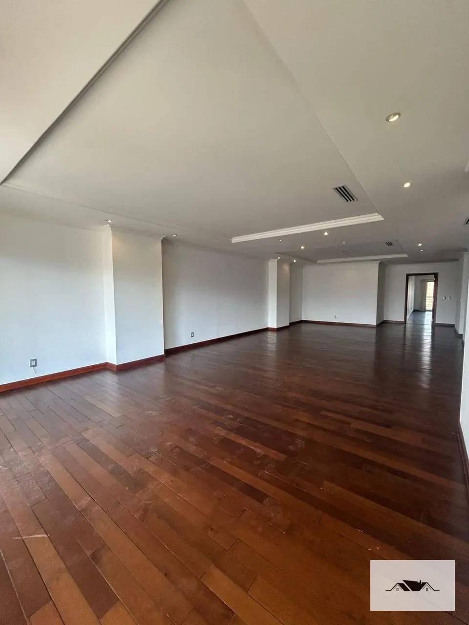 En Renta Amplio Apartamento Zona 14 Tadeus — Apartamento en Alquiler en Zona 14, Guatemala, Ciudad — foto 2 de 17