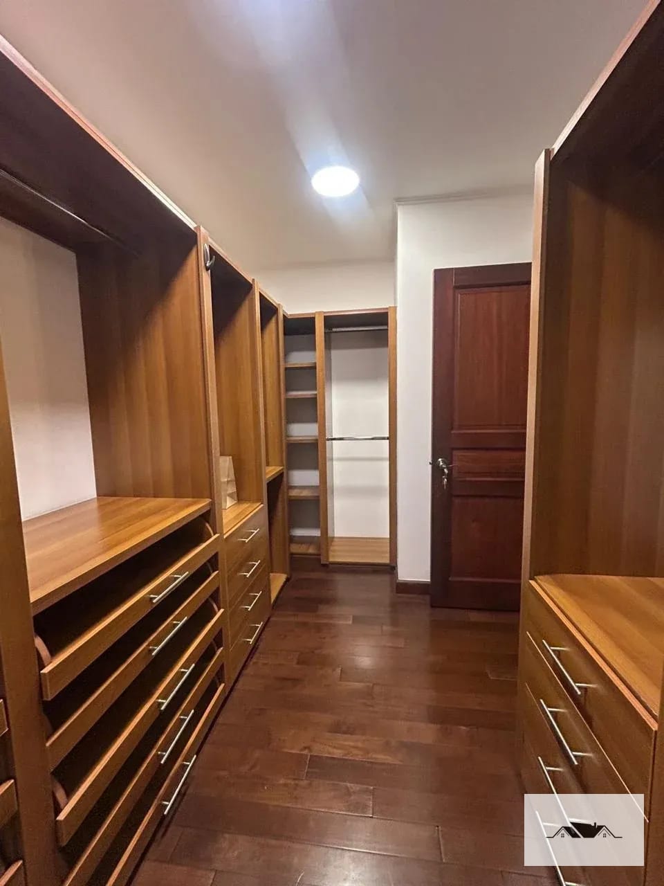 En Renta Amplio Apartamento Zona 14 Tadeus — Apartamento en Alquiler en Zona 14, Guatemala, Ciudad — foto 9 de 17
