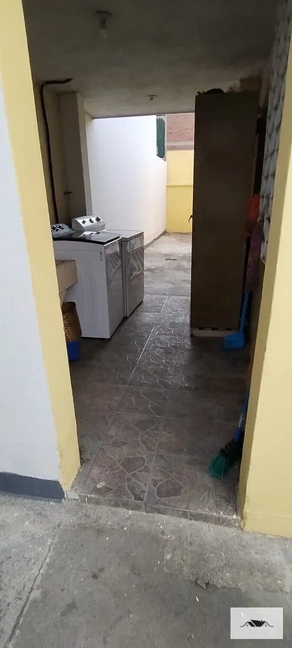 En Renta Casa de Un Nivel Zona 15 Oficinas o Negocio — Casa en Alquiler en Zona 15, Guatemala, Ciudad — foto 3 de 9