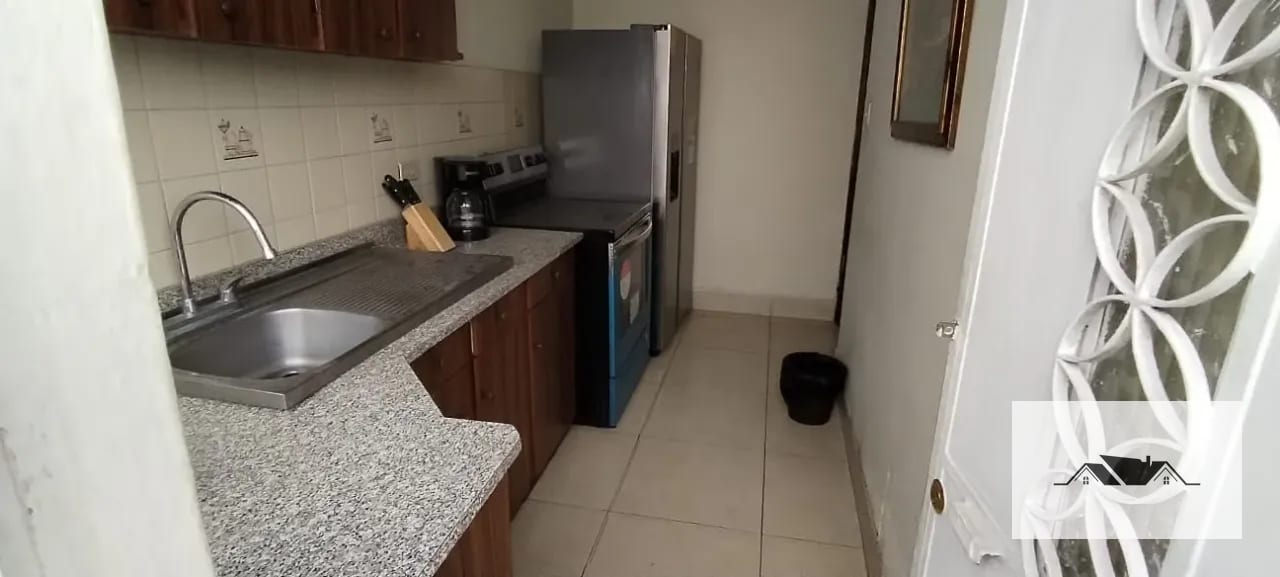 En Renta Casa de Un Nivel Zona 15 Oficinas o Negocio — Casa en Alquiler en Zona 15, Guatemala, Ciudad — foto 2 de 9
