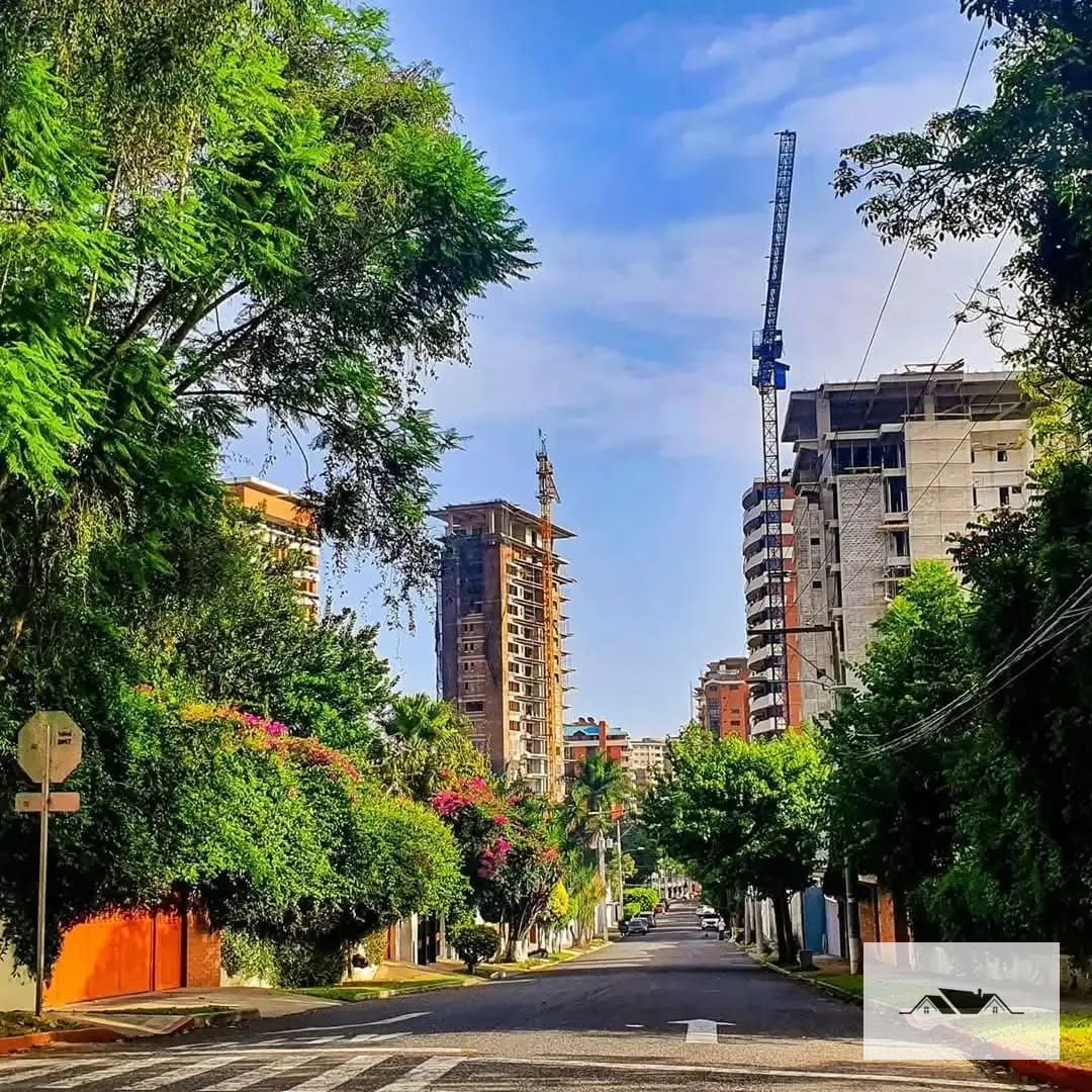 En Venta Townhouse Zona 14 — Casa en Venta en Zona 14, Guatemala, Ciudad — foto 1 de 1