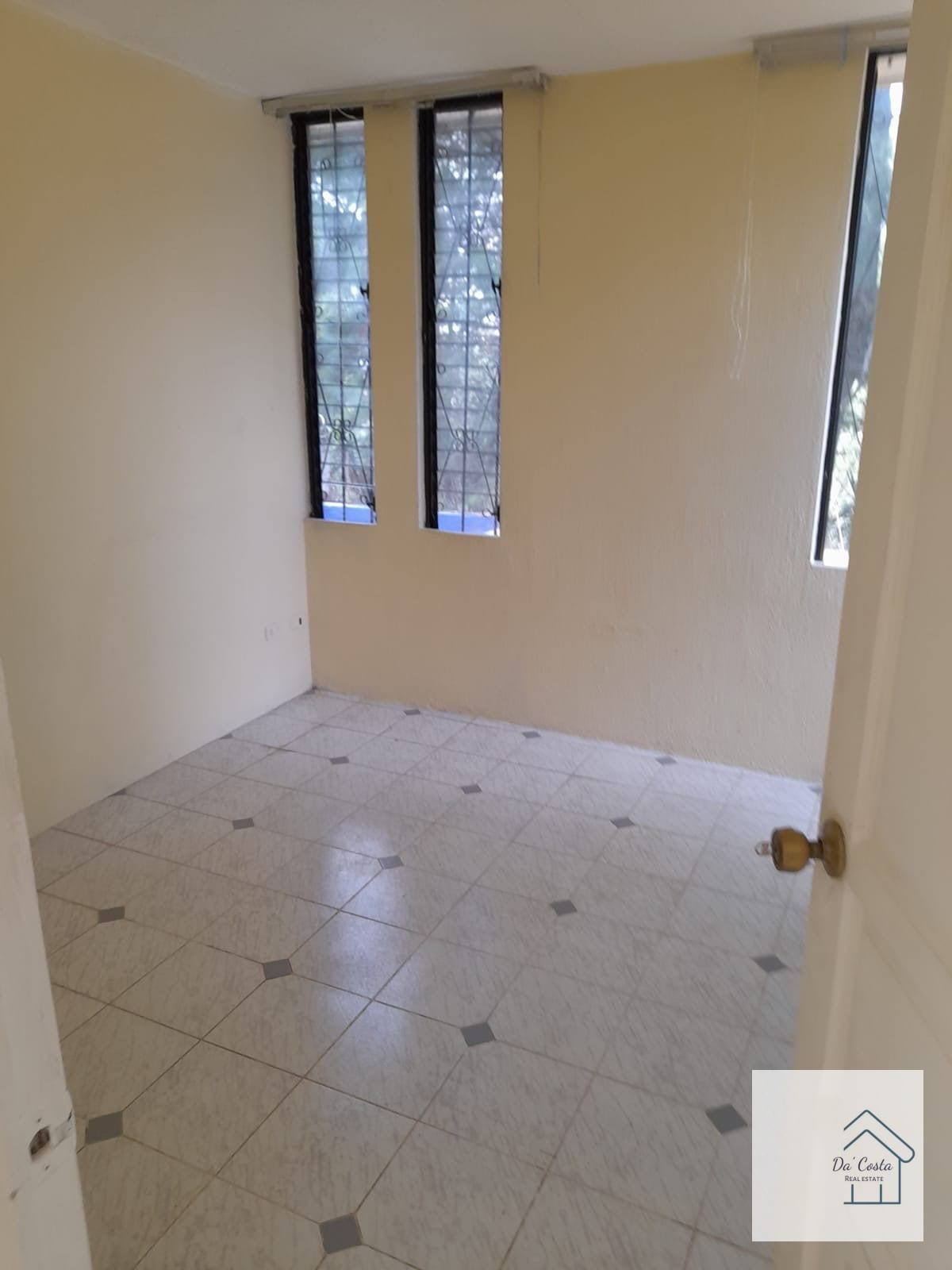 Casa en venta Z 12 Prados de Monte María — Casa en Venta en Prados de Monte María, Zona 12, Guatemala, Ciudad — foto 2 de 8