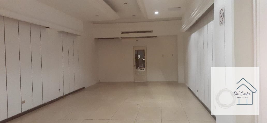 Local en Venta | Renta — Local en Alquiler en Centro Comercial Pradera, Zona 10, Guatemala, Ciudad — foto 1 de 4