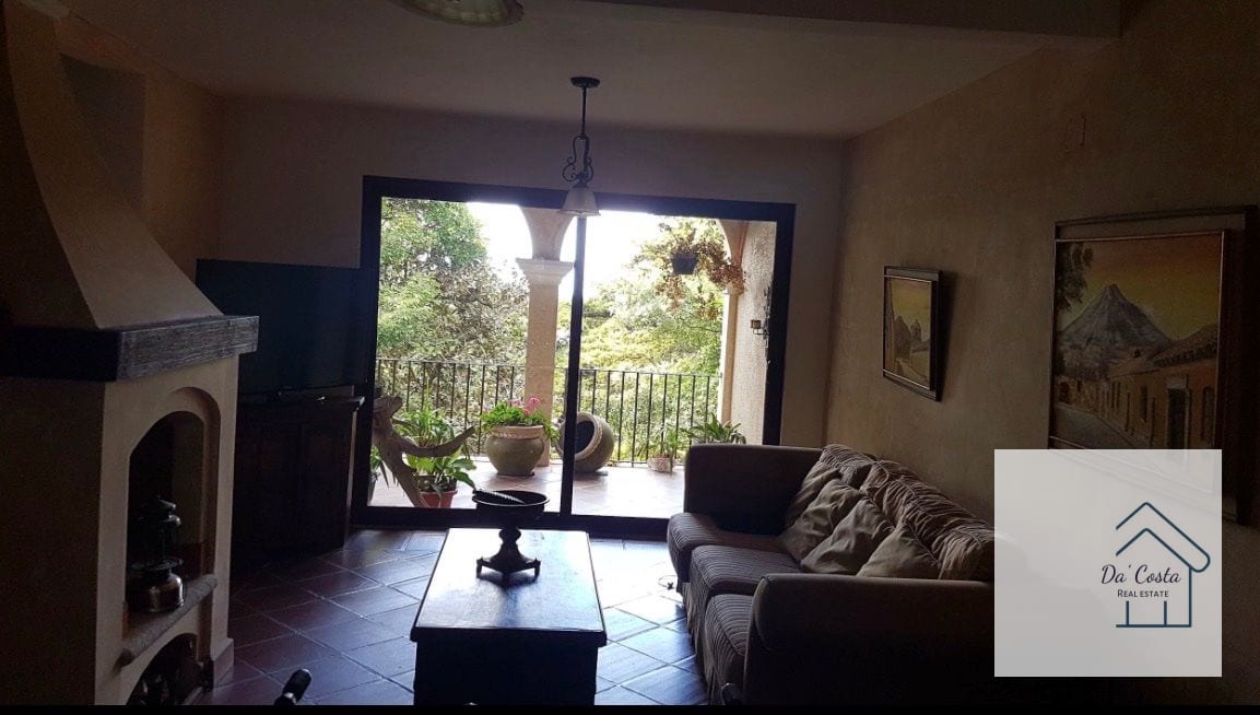 Casa en venta Altos de Miralvalle — Casa en Venta en Zona 1 Mixco, Guatemala, Ciudad — foto 9 de 17