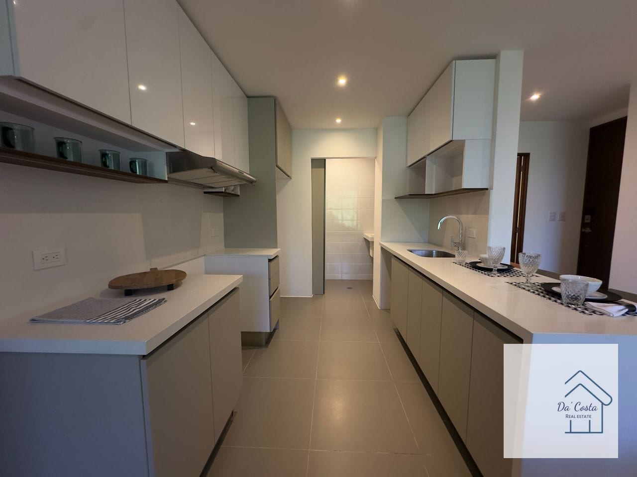 Apartamento en Venta zona 13 — Apartamento en Venta en Zona 13, Guatemala, Ciudad — foto 2 de 13