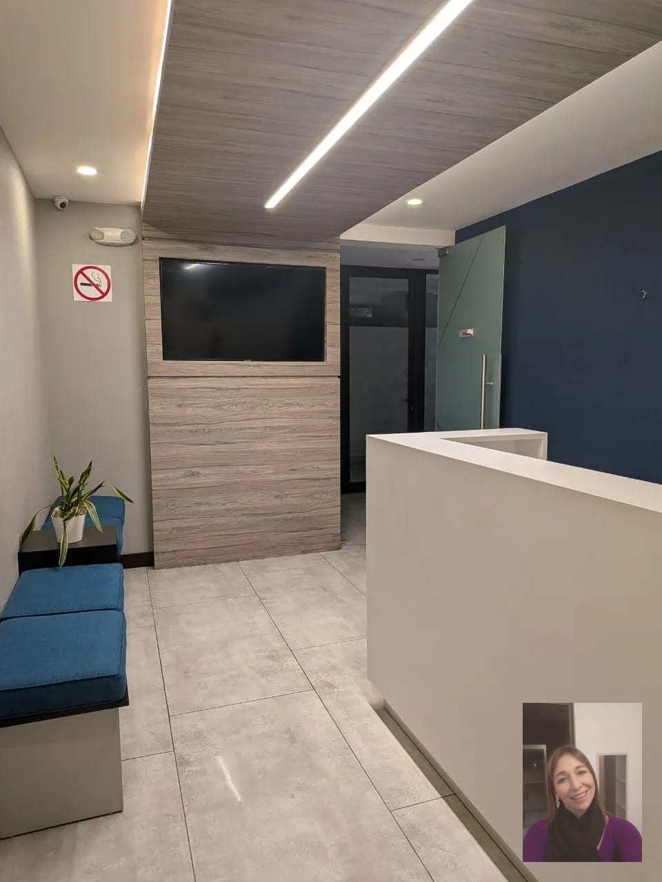 Alquiler Oficinas Géminis equipada con parqueos - Image 2