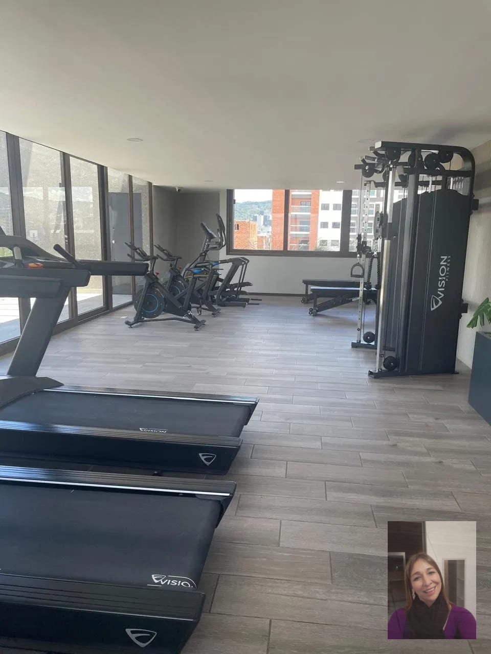 Apto. 3 Habitaciones Nivel 17 Edificio Biko Zona 10 — Apartamento en Alquiler en Biko, Zona 10, Guatemala, Ciudad — foto 4 de 14