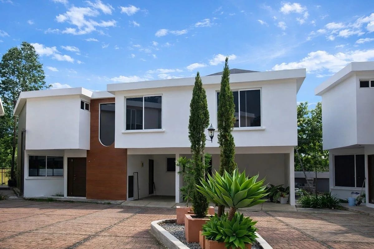 Casa en condominio con doble garita, Km 21.5 CAES - en Venta — Casa en Venta en km 21-25, Carretera a El Salvador, Guatemala, Ciudad — foto 1 de 17
