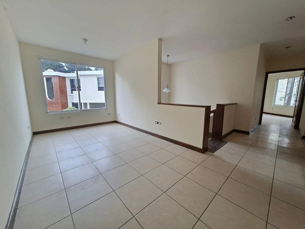 Casa en condominio con doble garita, Km 21.5 CAES - en Venta — Casa en Venta en km 21-25, Carretera a El Salvador, Guatemala, Ciudad — foto 12 de 17