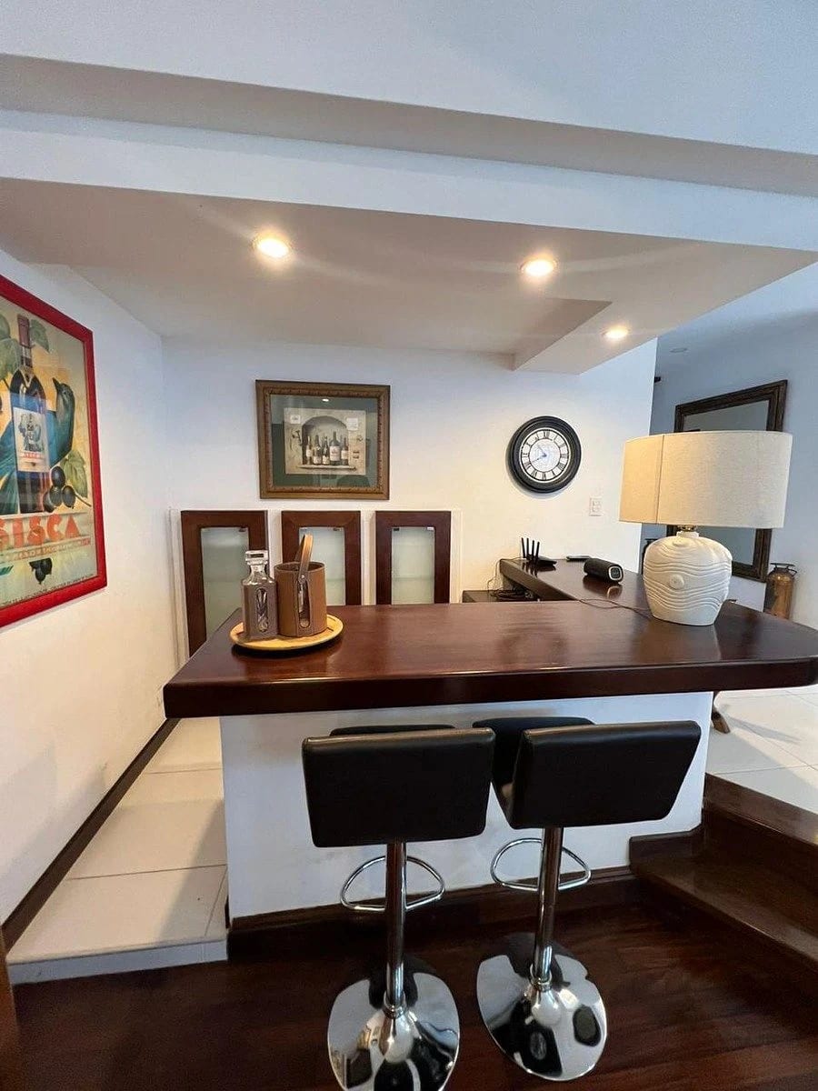 Vista Hermosa 1, Zona 15 — Casa con piscina techada - En Venta — Casa en Venta en Vista Hermosa I, Zona 15, Guatemala, Ciudad — foto 1 de 17