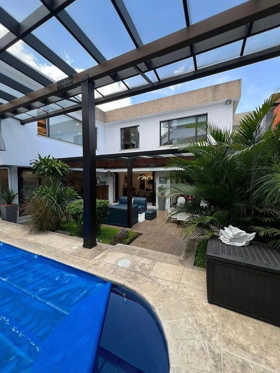 Vista Hermosa 1, Zona 15 — Casa con piscina techada - En Venta — Casa en Venta en Vista Hermosa I, Zona 15, Guatemala, Ciudad — foto 17 de 17