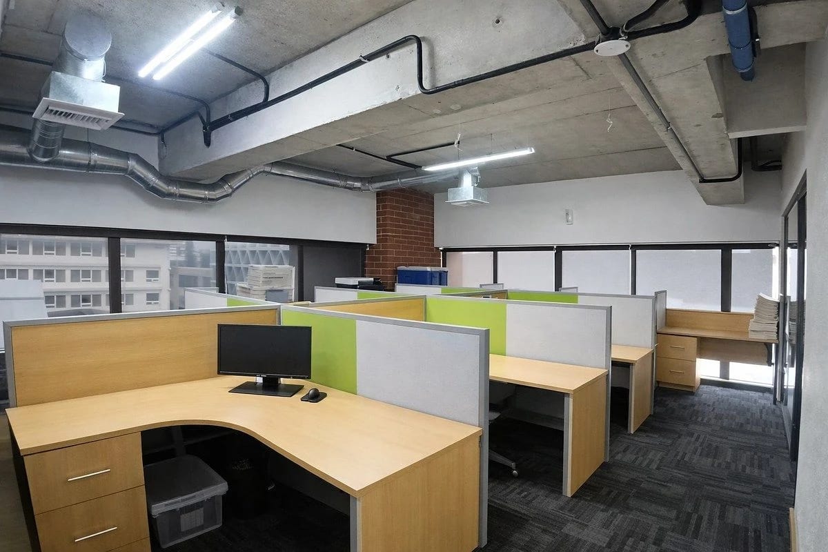 Oficina corporativa (piso completo) en Zona 10 | 579.82 m² | 14 parqueos — Oficina en Venta en Terraesperanza, Zona 10, Guatemala, Ciudad — foto 7 de 17