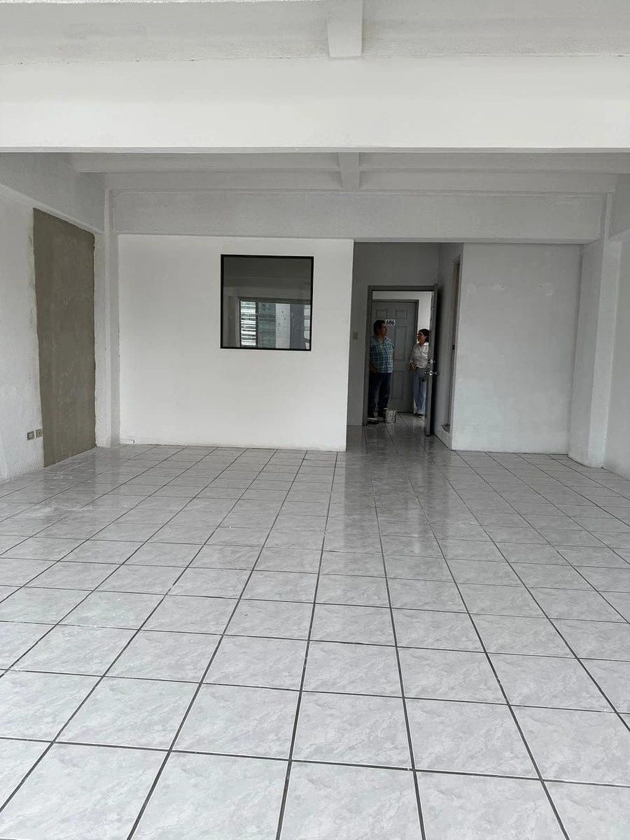 Oficina en Venta – 55 m² en Plaza Buró, Zona 10 — Oficina en Venta en Plaza Buró, Zona 10, Guatemala, Ciudad — foto 2 de 5