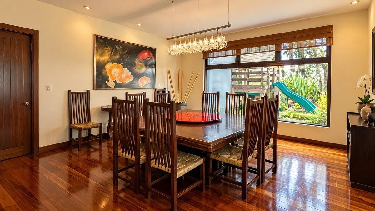 Casa con jardín y 5 dormitorios en Venta en Muxbal KM 10.5 — Casa en Venta en Santa Catarina Pinula, Guatemala, Ciudad — foto 5 de 17