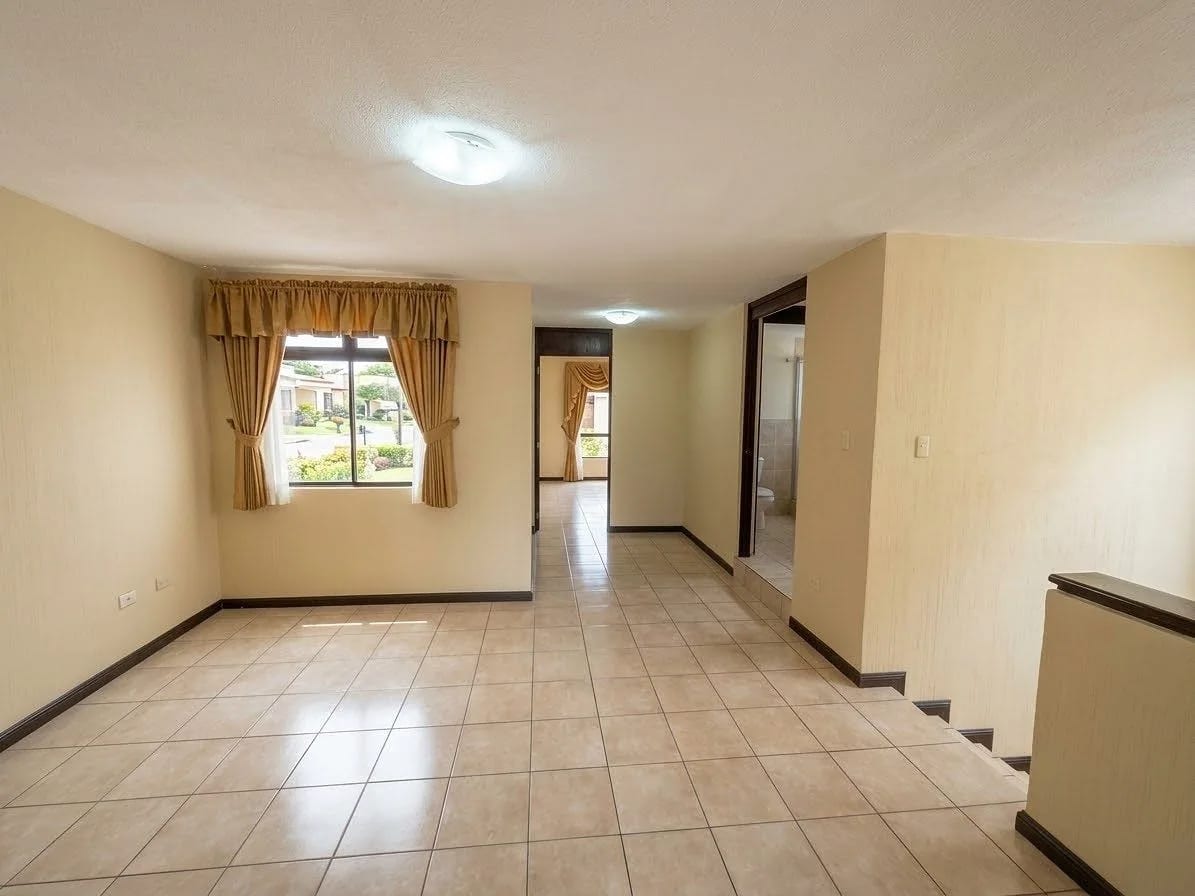 Casa en renta en Bosques del Encinal I, zona 7 de Mixco — Casa en Alquiler en Bosques del Encinal, Zona 7 Mixco, Guatemala, Ciudad — foto 6 de 17