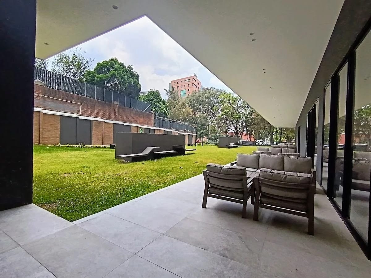 Apartamento en renta en Parque 14, zona 14, con balcón y vista a Plaza — Apartamento en Alquiler en Parque 14, Zona 14, Guatemala, Ciudad — foto 17 de 17