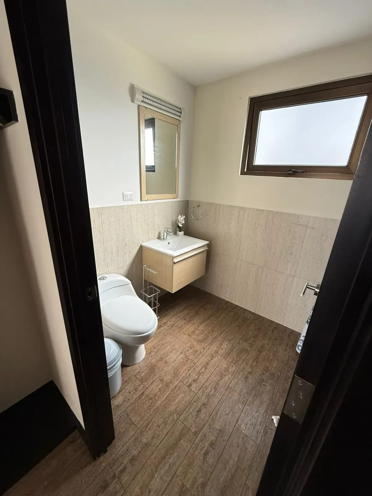 Apartamento amueblado y equipado en renta en Torre 360, zona 15 — Apartamento en Alquiler en Zona 15, Guatemala, Ciudad — foto 16 de 17