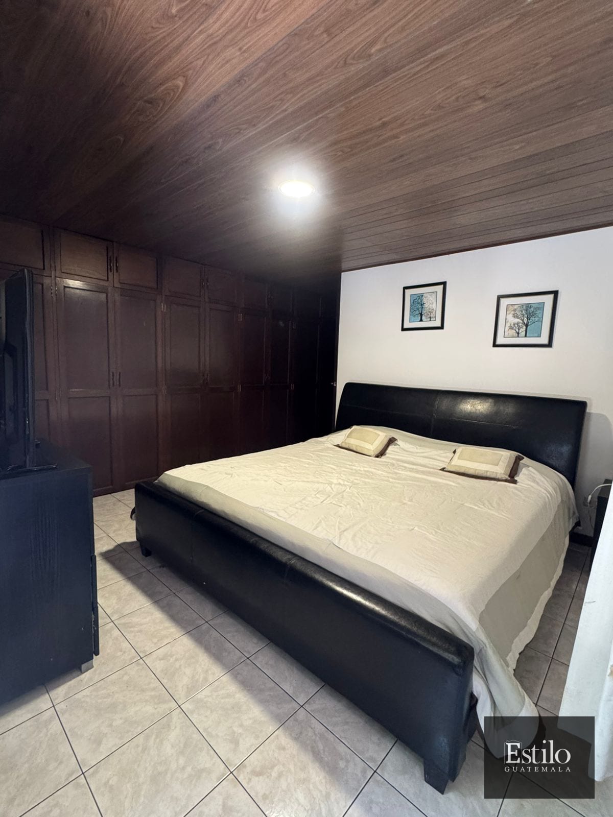 Hermoso Apartamento Con Balcón Z.10 — Apartamento en Alquiler en Zona 10, Guatemala, Ciudad — foto 8 de 9