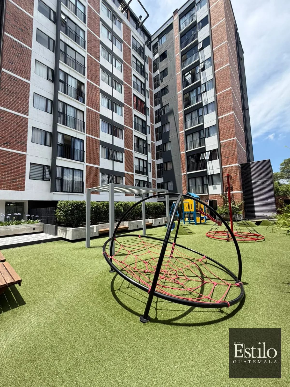 Precioso Apartamento Con Salida Al Jardín Z.9 — Apartamento en Venta en Cendana, Zona 9, Guatemala, Ciudad — foto 7 de 15
