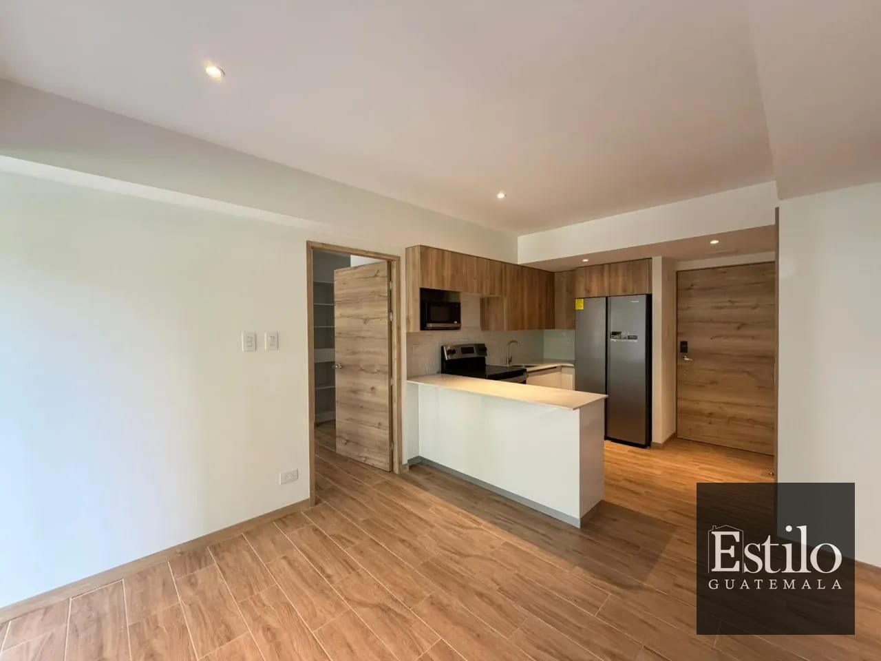 Precioso Apartamento Con Salida Al Jardín Z.9 — Apartamento en Venta en Cendana, Zona 9, Guatemala, Ciudad — foto 6 de 15