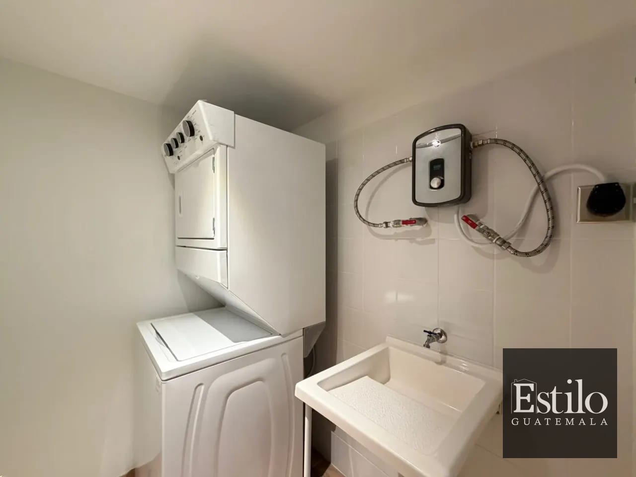 Precioso Apartamento Con Salida Al Jardín Z.9 — Apartamento en Venta en Cendana, Zona 9, Guatemala, Ciudad — foto 15 de 15