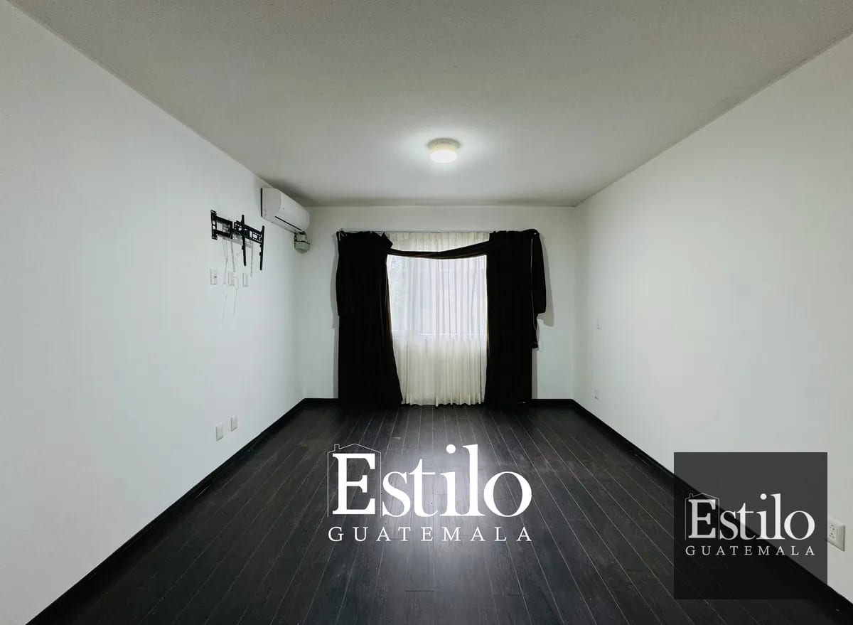 Hermosa Casa En Alquiler Fontana km 25 — Apartamento en Alquiler en La Fontana III, Carretera a El Salvador, Guatemala, Ciudad — foto 8 de 17