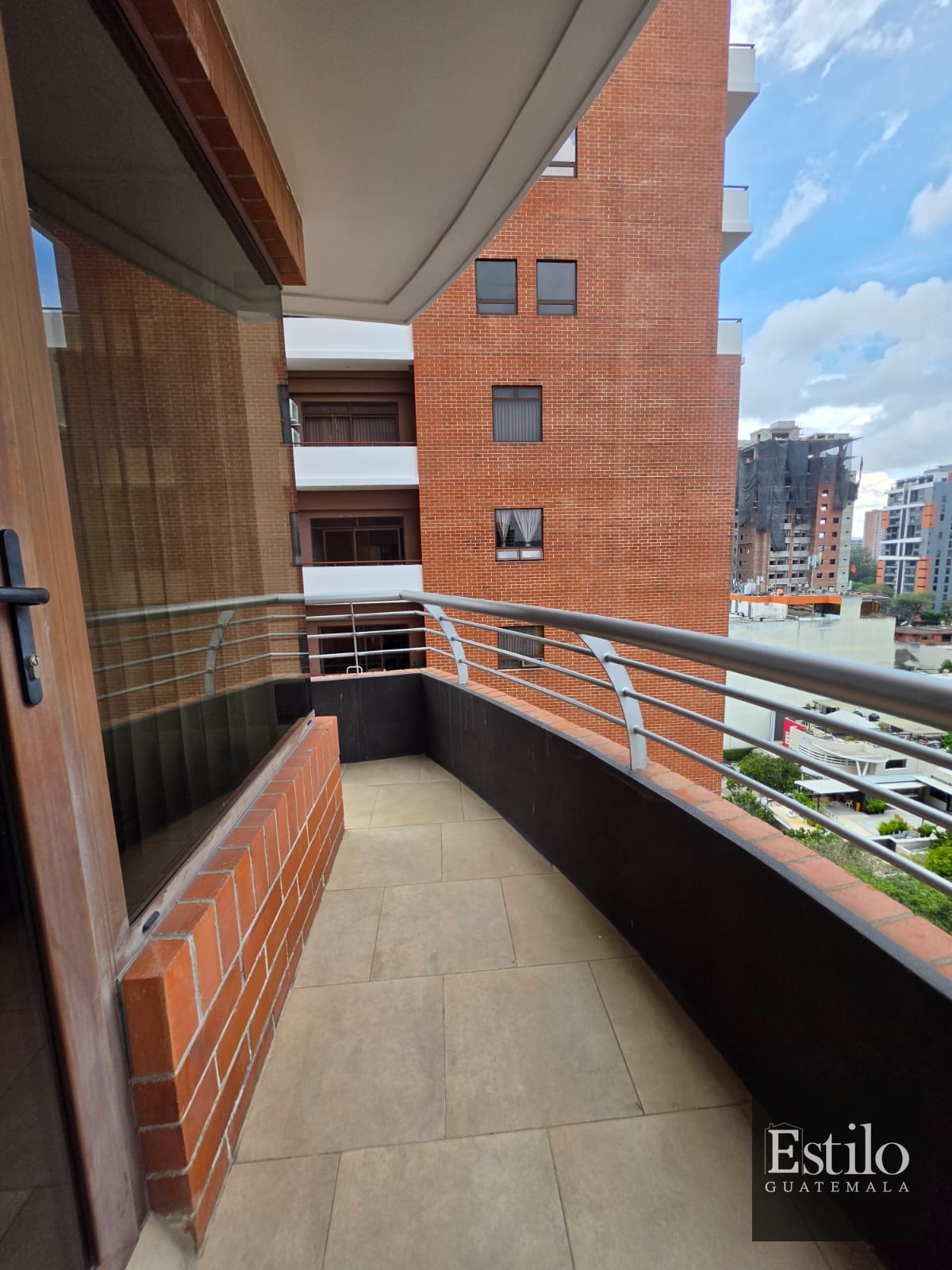 Precioso Apartamento Amueblado Santa María — Apartamento en Alquiler en Santa María, Zona 10, Guatemala, Ciudad — foto 14 de 15