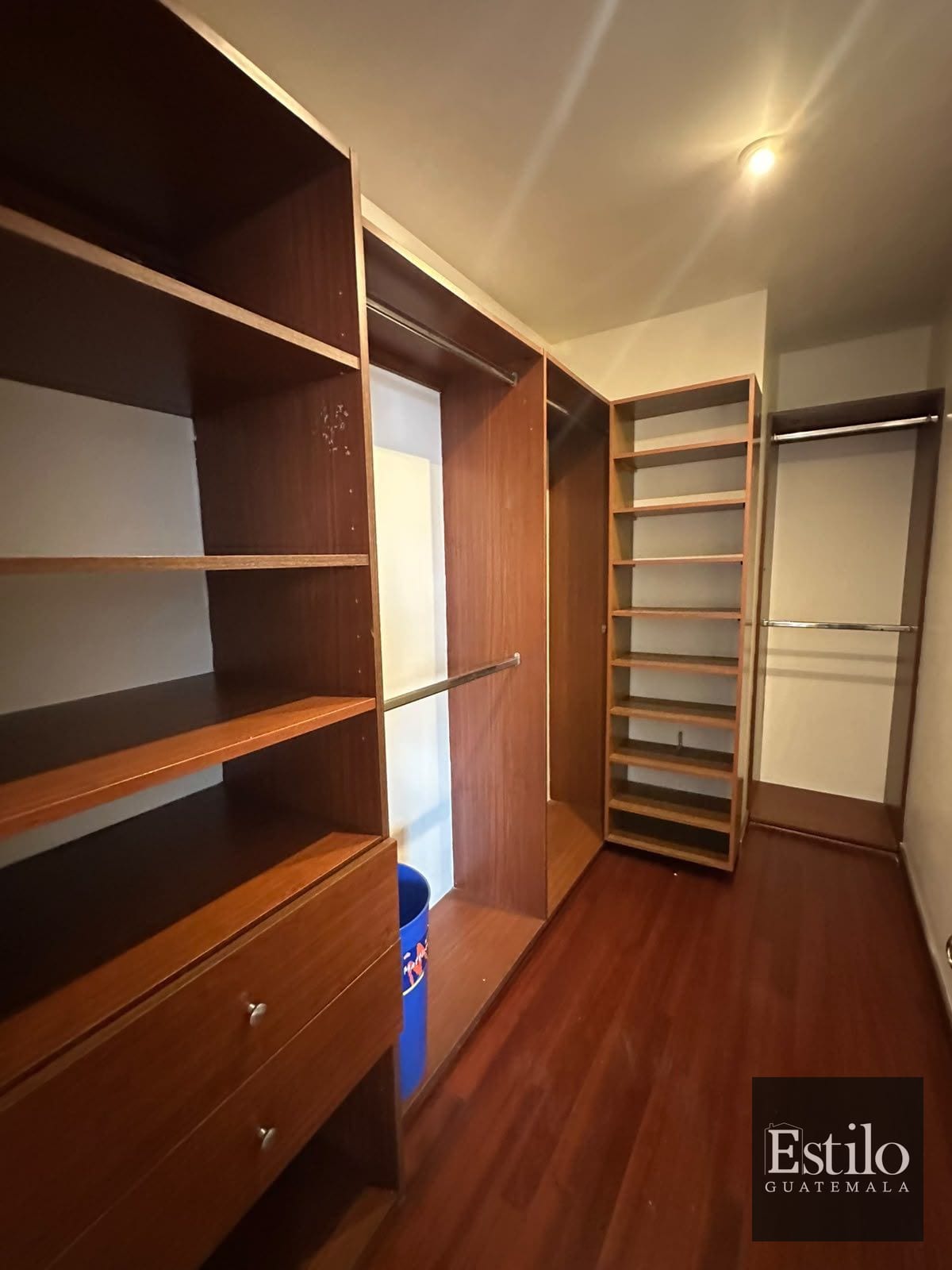 Hermoso Apartamento Amueblado En Renta Z.14 — Apartamento en Alquiler en Zona 14, Guatemala, Ciudad — foto 10 de 11