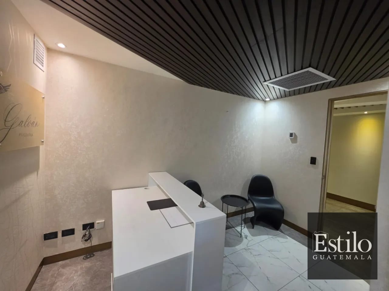 Oficina Compartida En Alquiler — Oficina en Alquiler en Renovati, Zona 10, Guatemala, Ciudad — foto 4 de 4