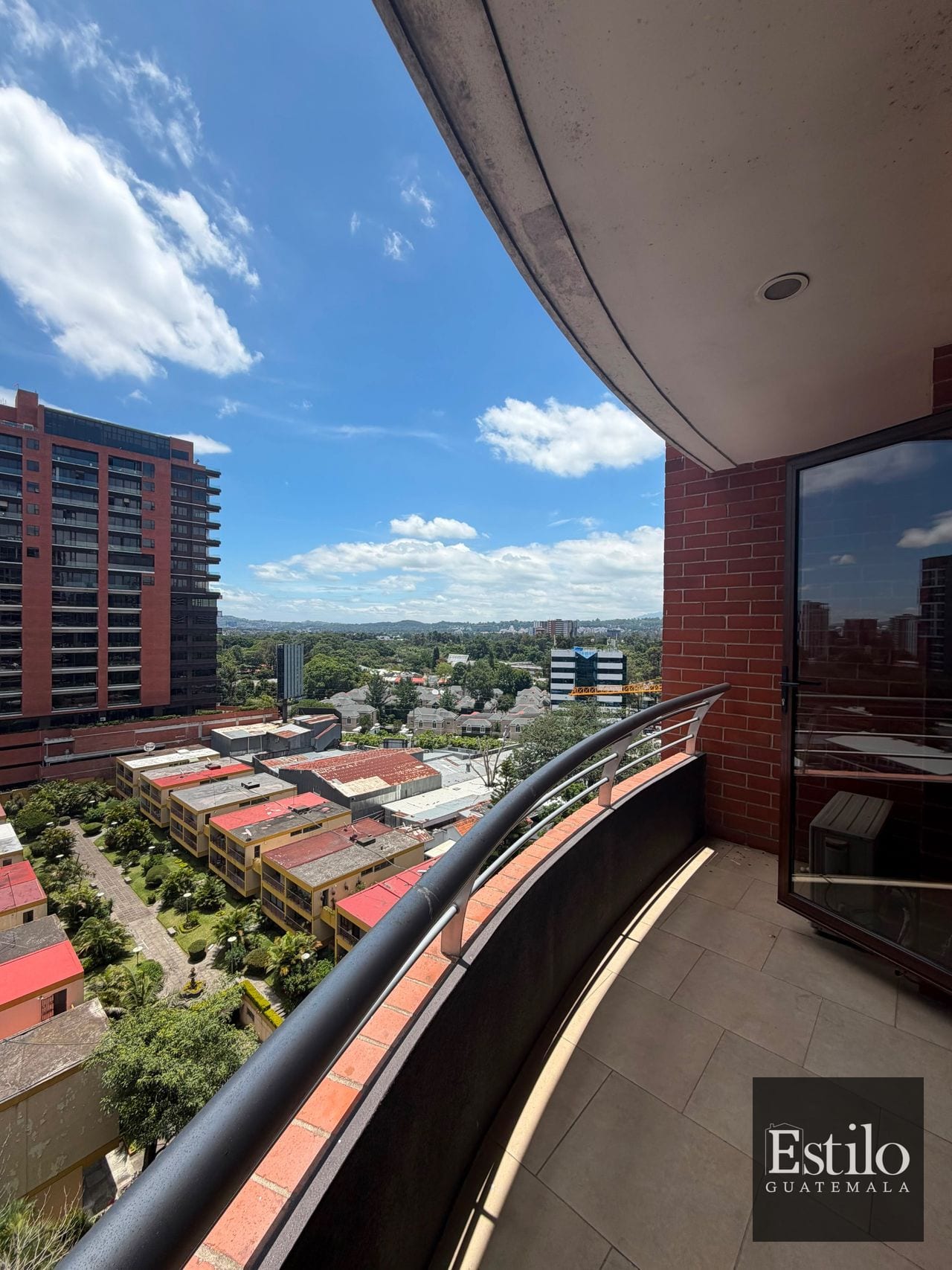 Espectacular Apartamento En Renta Zona 10 — Apartamento en Alquiler en Santa María, Zona 10, Guatemala, Ciudad — foto 4 de 12
