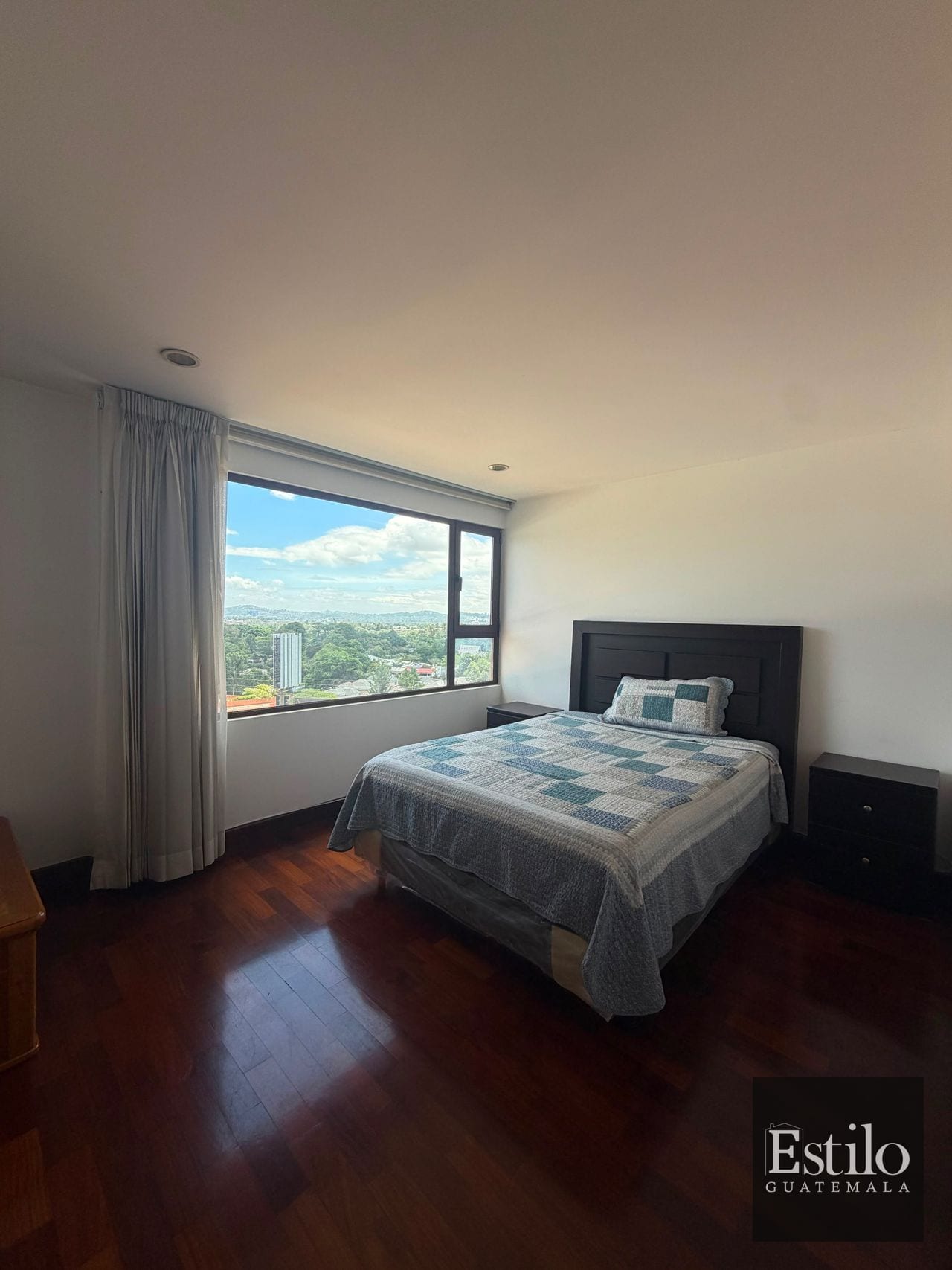 Espectacular Apartamento En Renta Zona 10 — Apartamento en Alquiler en Santa María, Zona 10, Guatemala, Ciudad — foto 10 de 12