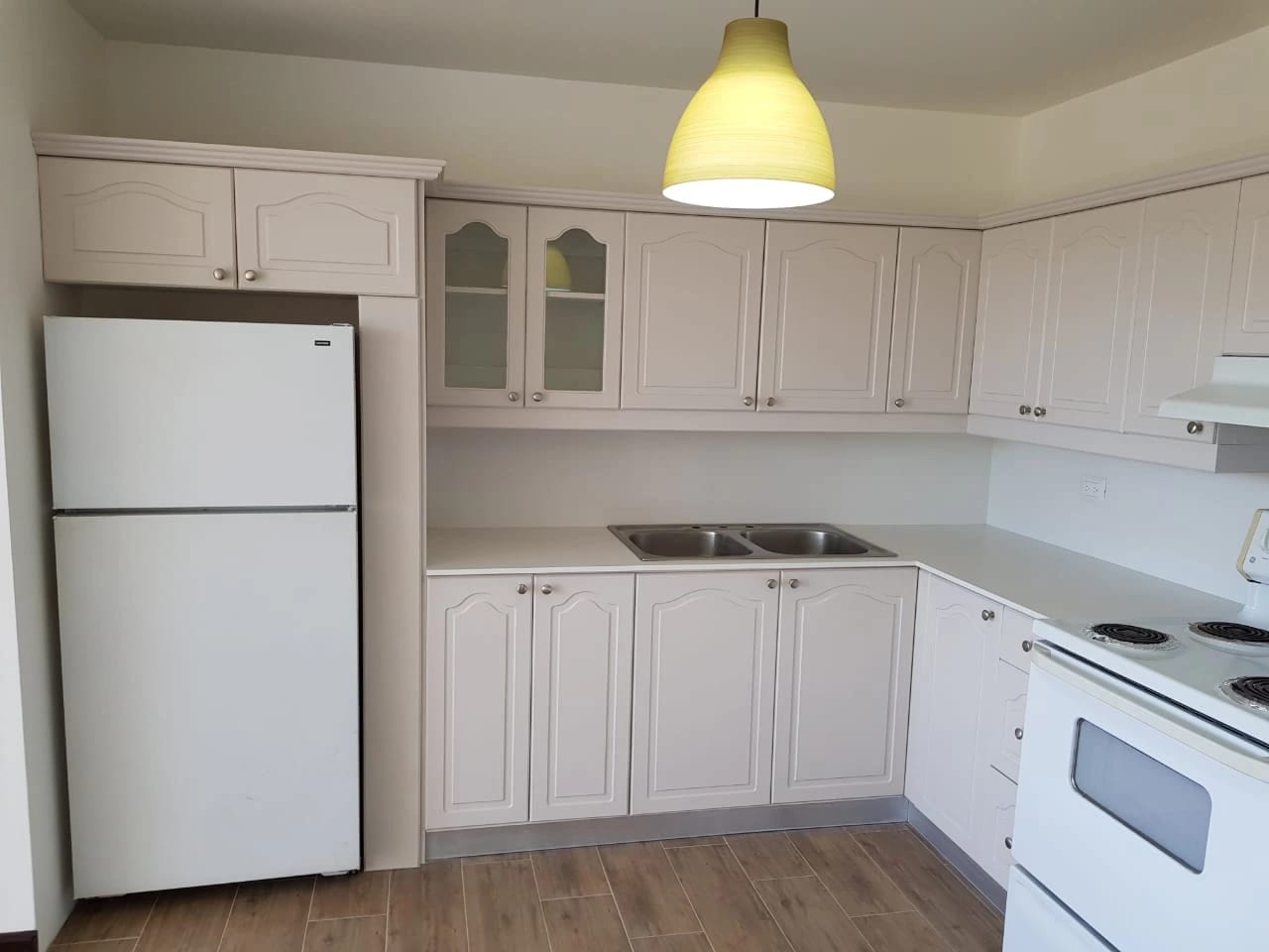 Alquiler de Apartamento en Santorini — Apartamento en Alquiler en Zona 14, Guatemala, Ciudad — foto 2 de 10