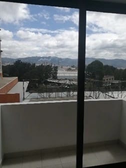 Alquiler de Apartamento en Petapolis Zona 12 — Apartamento en Alquiler en Petápolis, Zona 12, Guatemala, Ciudad — foto 3 de 13