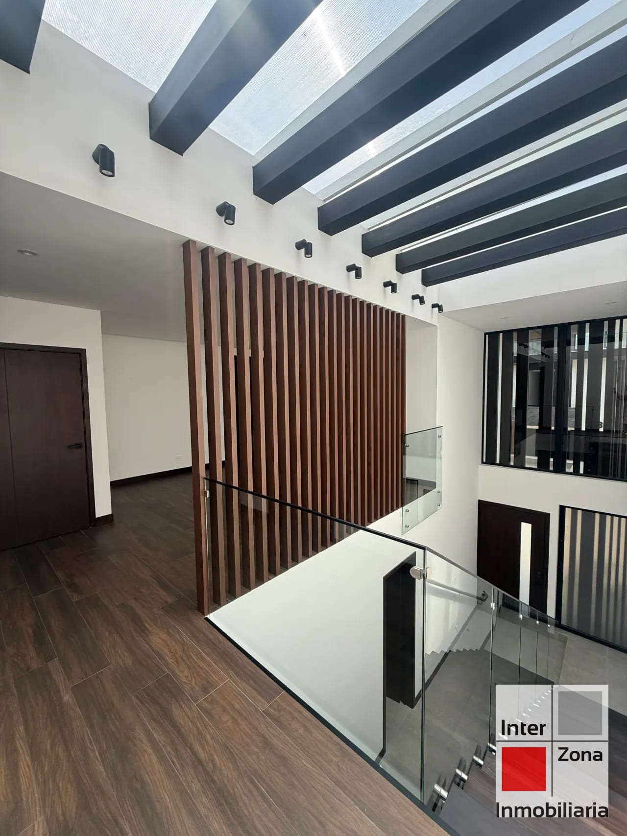 Casa en renta, Zona 10 — Casa en Alquiler en Zona 10, Guatemala, Ciudad — foto 7 de 17