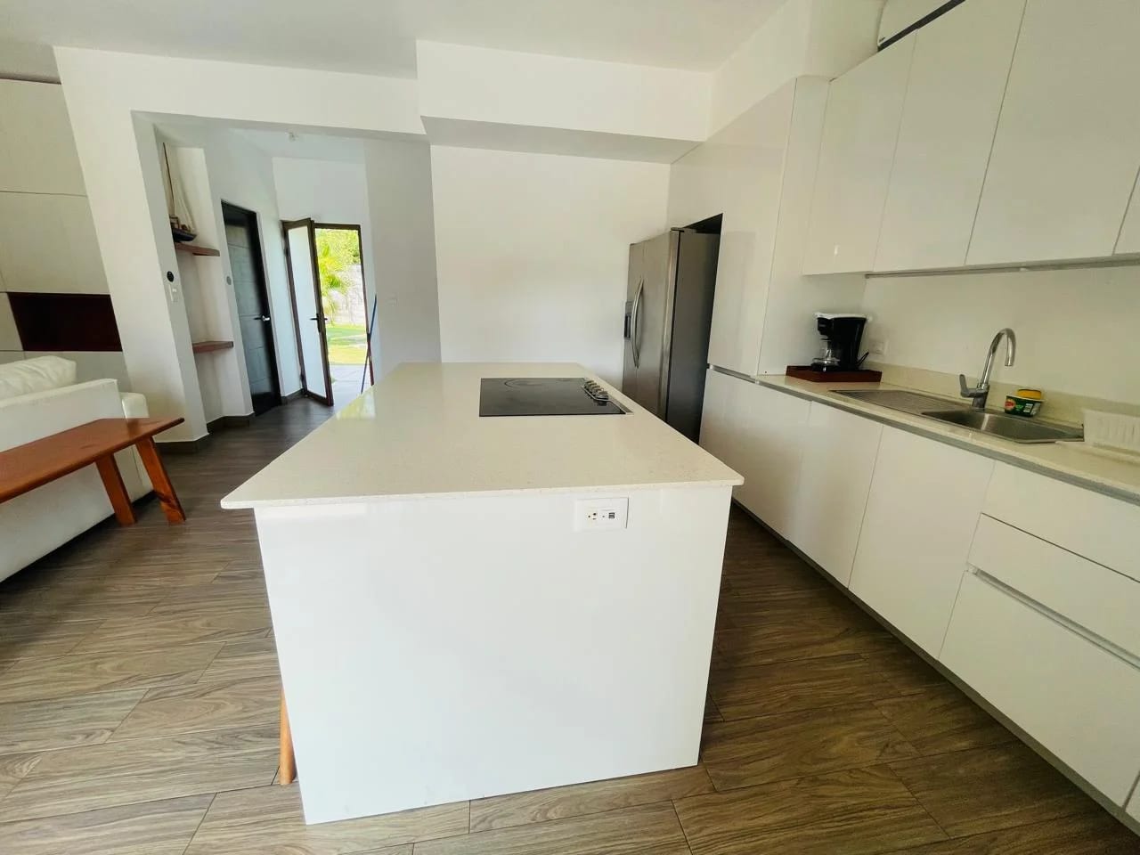 ¡INVIERTE EN EL PARAÍSO! – VILLA EN VENTA EN VILLAS LA MAR — Casa vacacional en Venta en Costa Sur, Escuintla — foto 2 de 13