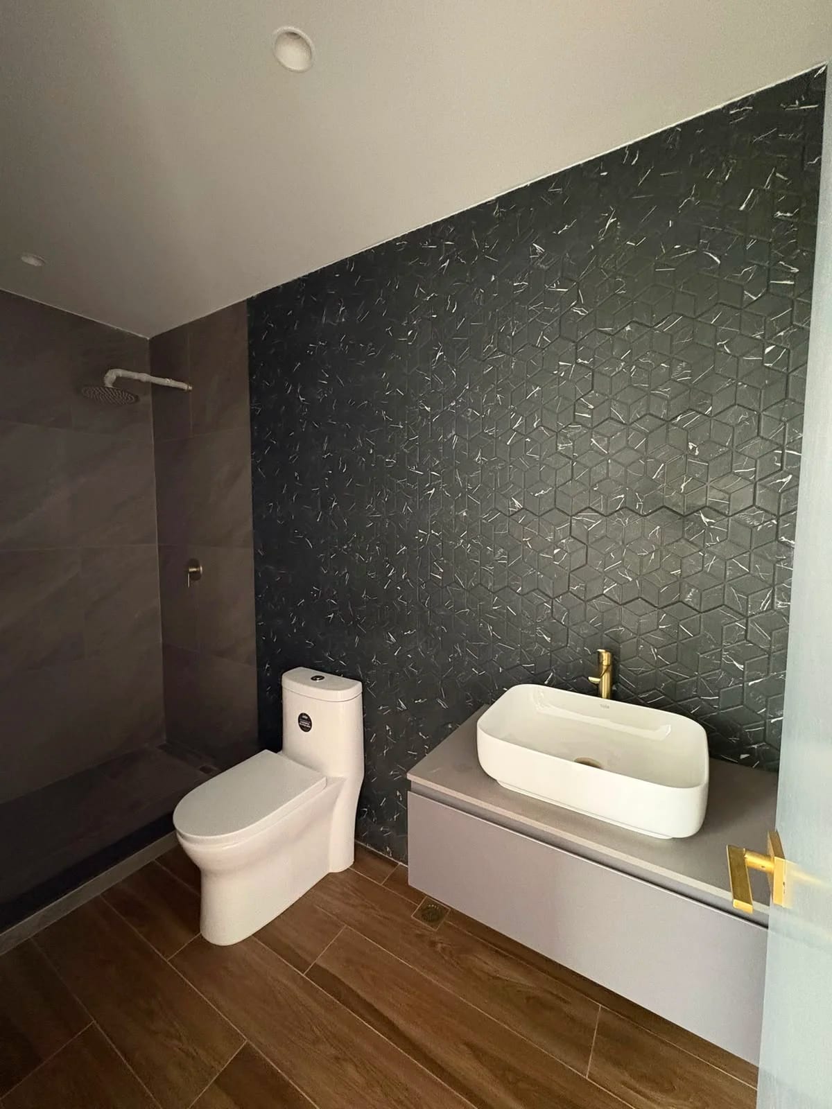 Apartamento en Venta o Alquiler – Atarah, Zona 10 — Apartamento en Venta en Atarah, Zona 10, Guatemala, Ciudad — foto 5 de 9