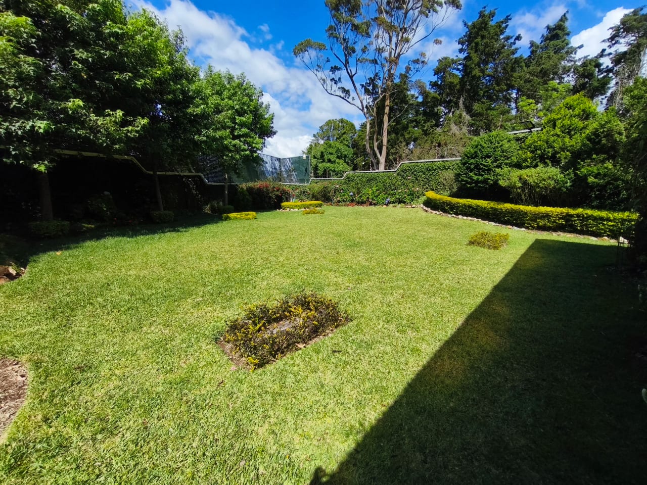 🏡 Residencia de Lujo en Venta | Cond. las Alturas 2 — Casa en Venta en Las Alturas, Carretera a El Salvador, Guatemala, Ciudad — foto 17 de 17