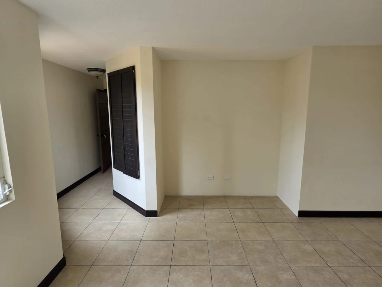 Vendo Casa Como Nueva* 📍 *bosques de San Marino - Ciudad San Cristób — Casa en Venta en Zona 8 Mixco, Guatemala, Ciudad — foto 6 de 17