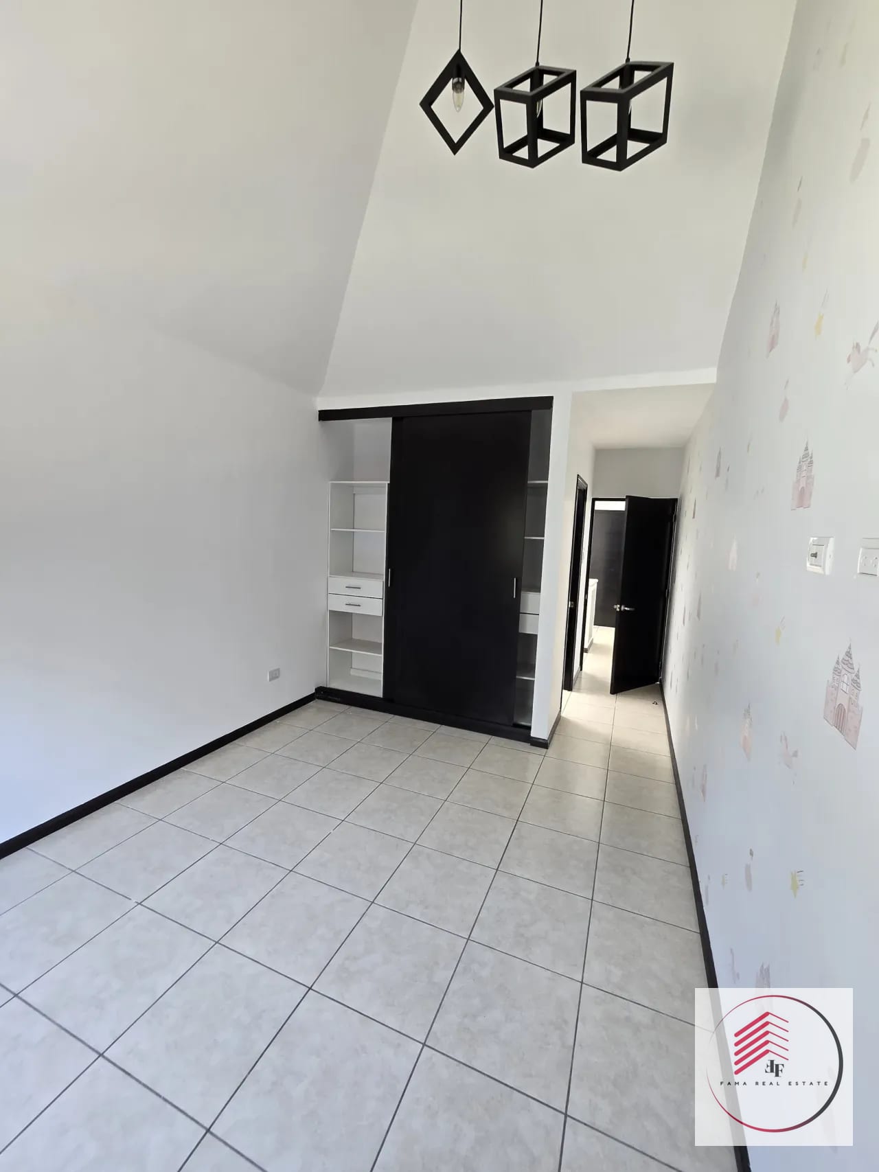 Venta de linda casa en Vistas de san Isidro Fase 1 zona 16 — Casa en Venta en San Isidro, Zona 16, Guatemala, Ciudad — foto 3 de 17